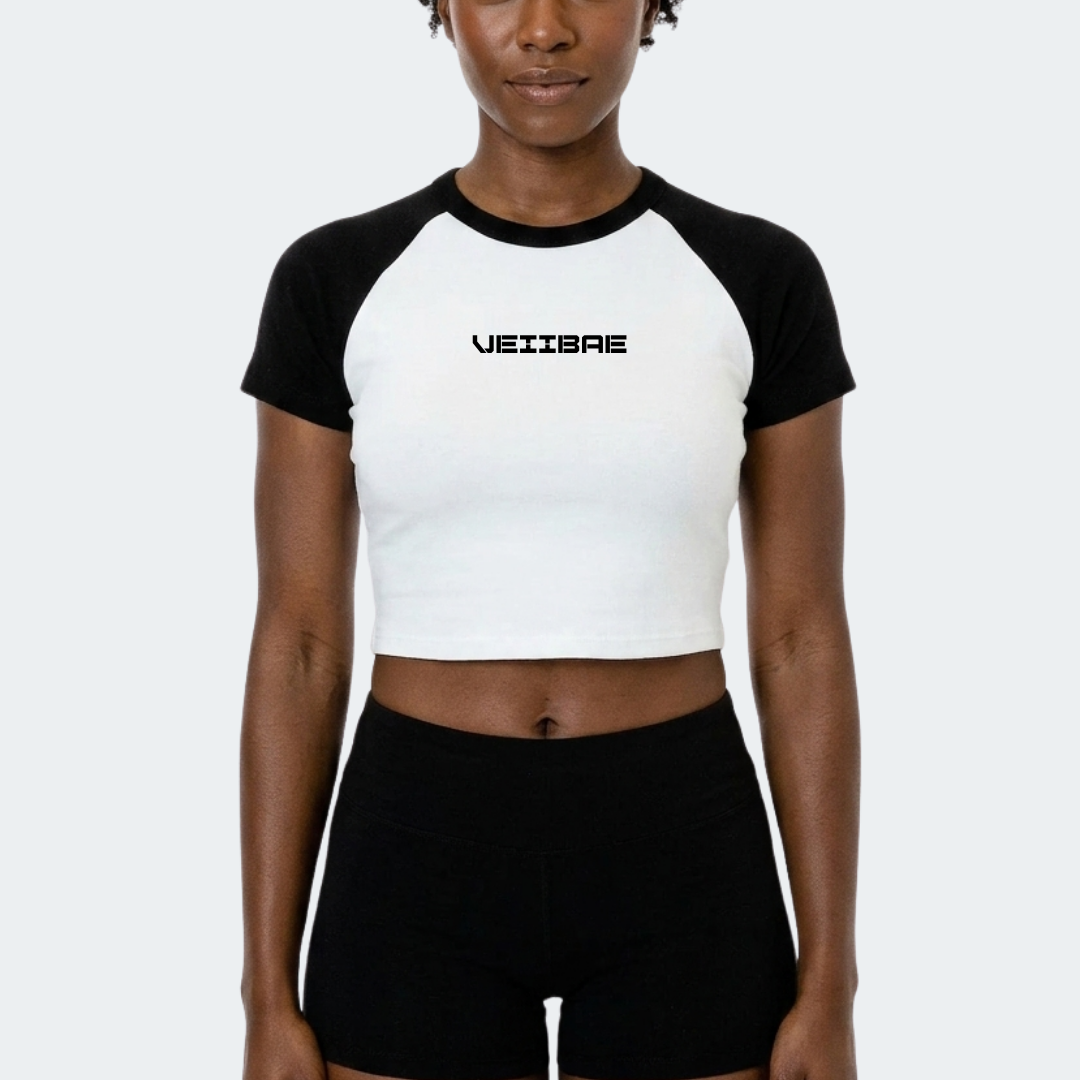 Script VeiiBae Crop Tee - Black | Veii Apparel