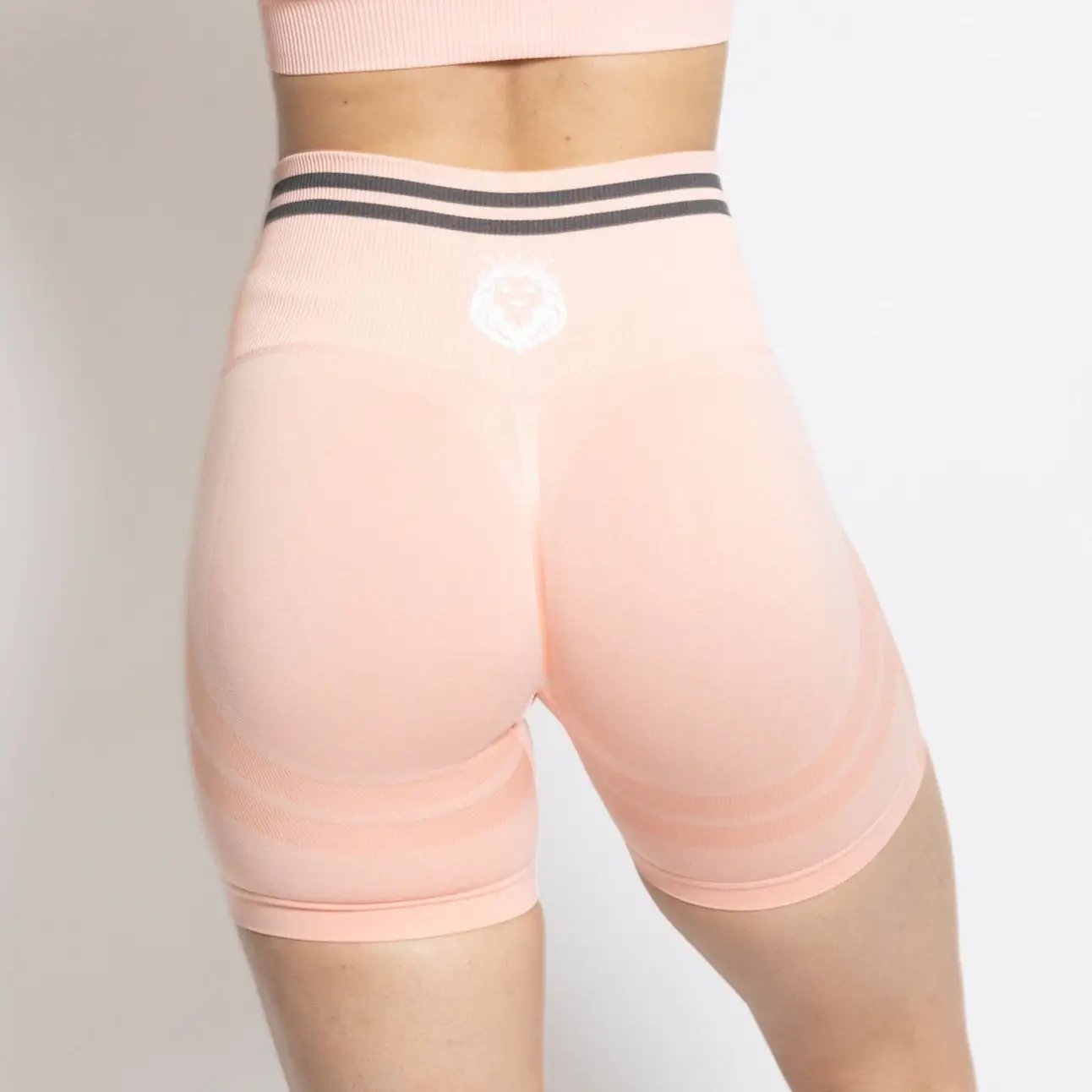 back of seamless scrunch butt biker shorts